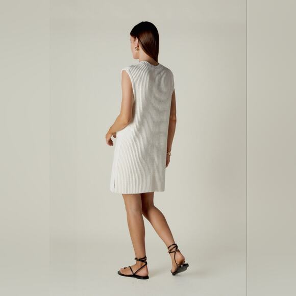 Anine Bing oversized Olivier cream sweater vest size medium - Picture 3 of 7